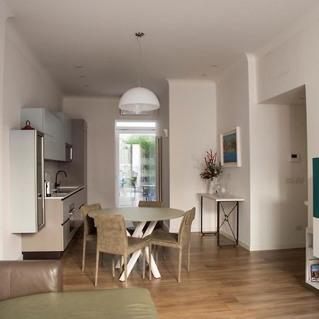 La Casa Di Nausicaa - Aurora Apartment Reggio di Calabria Luaran gambar
